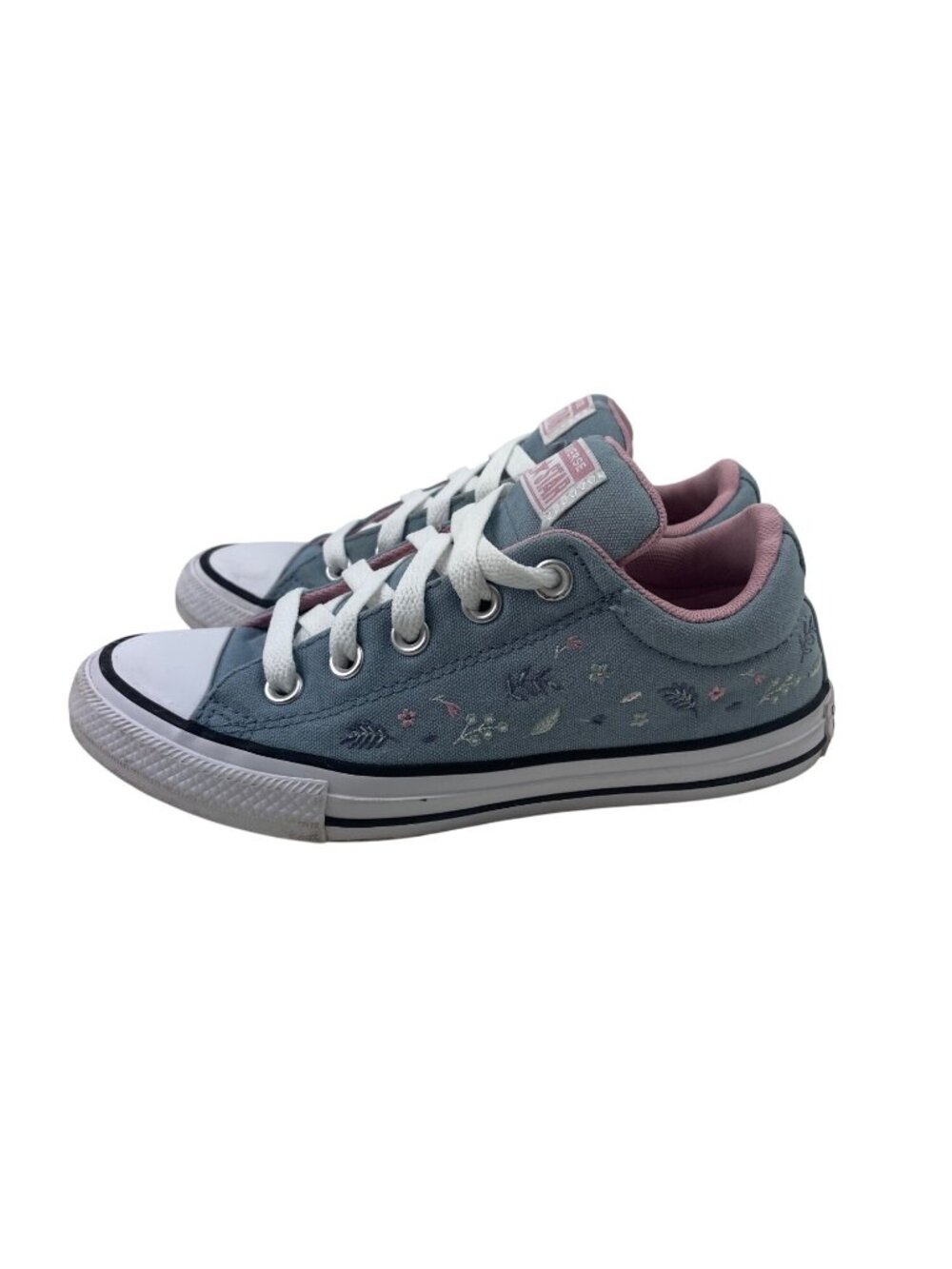 Converse Chuck Taylor Street Low Kids Embroidered Tiny Florals Size 2 Youth